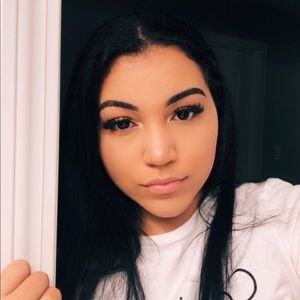 Meet your Posher, Madyson